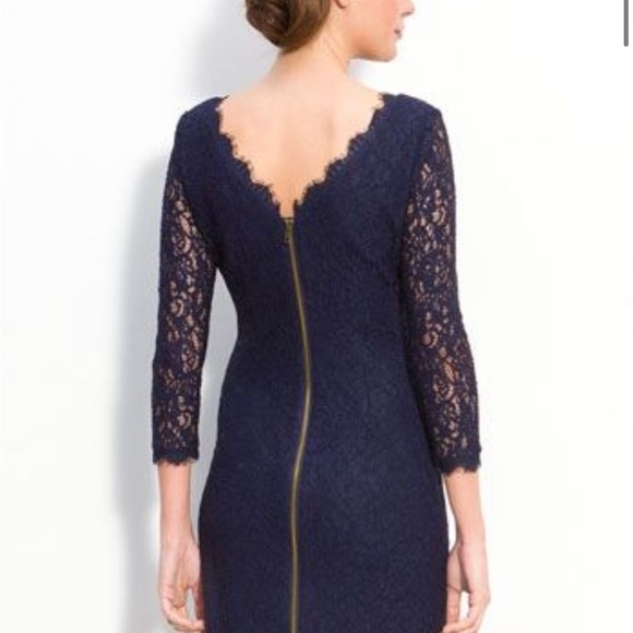 Adrianna Papell Mini Lace Cocktail Dress - Picture 1 of 5
